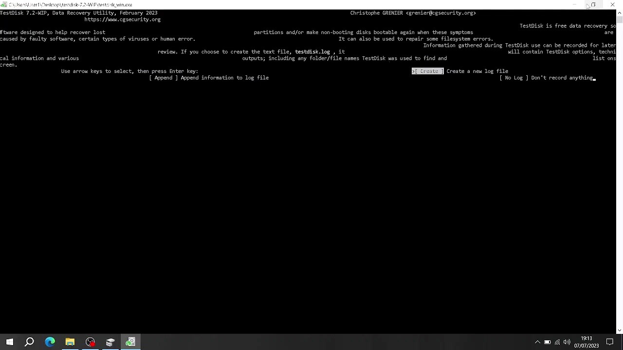 TestDisk log creation screen showing Create, Append, and No Log options